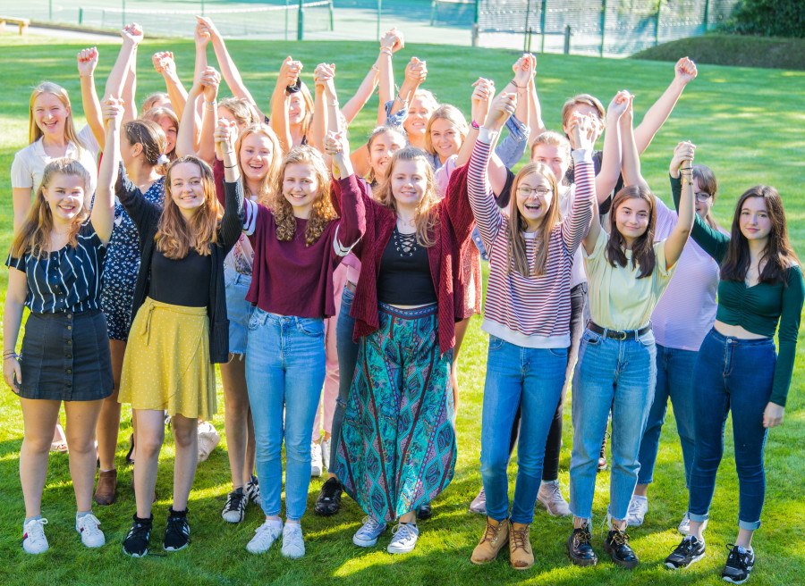 Burgess.Hill.Girls.2019.GCSE.Results (1)